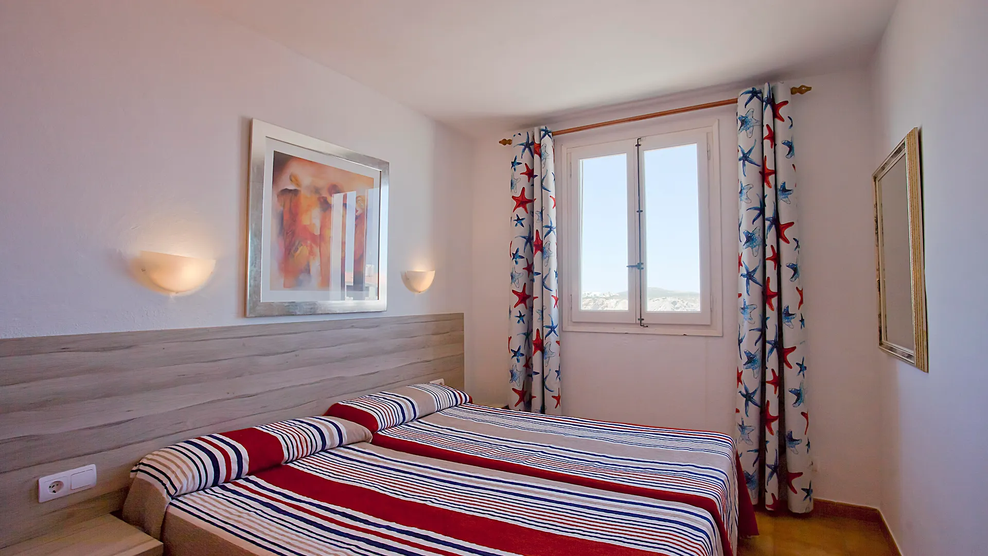 Seth Sa Mirada Aparthotel Arenal d'en Castell Spain